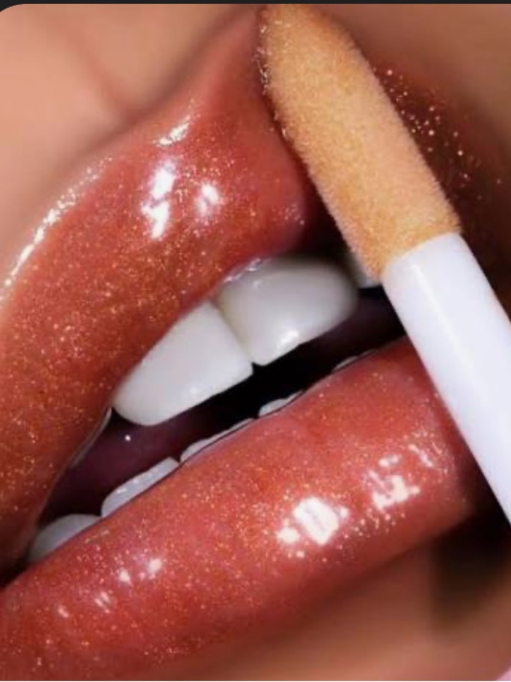 ⚡️🎃Kylie Jenner Yesss Girl High Gloss